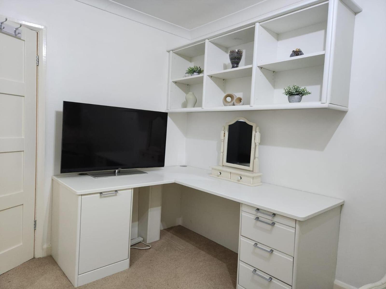 D Elmdon Homestay Shared 4 Bedrooms バーミンガム エクステリア 写真