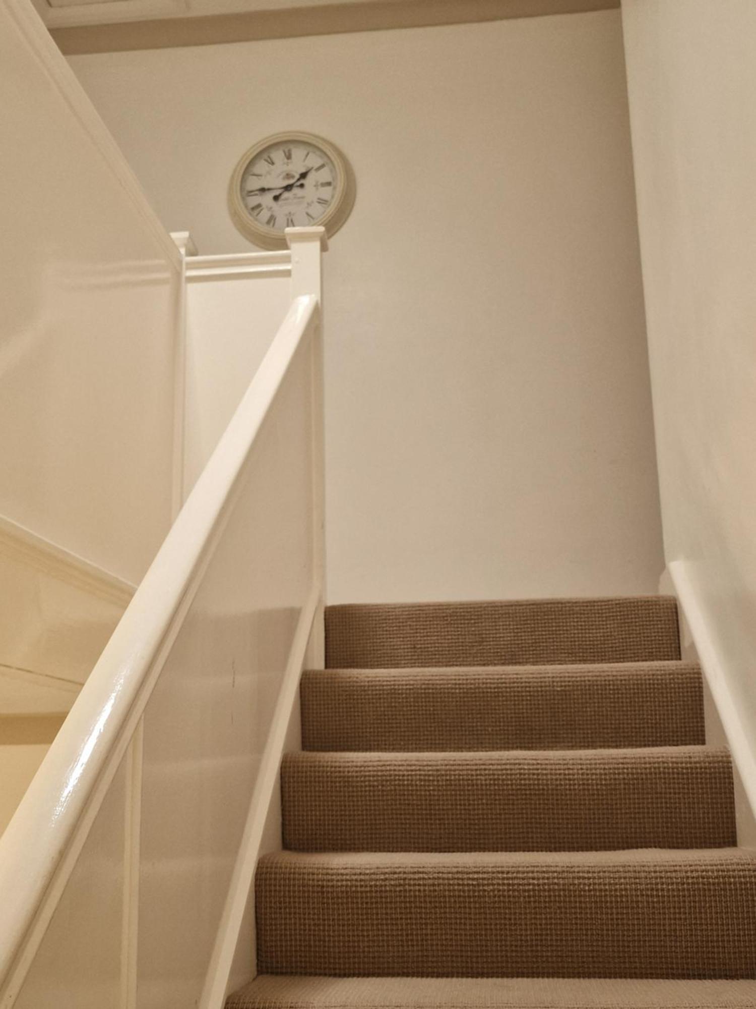 D Elmdon Homestay Shared 4 Bedrooms バーミンガム エクステリア 写真