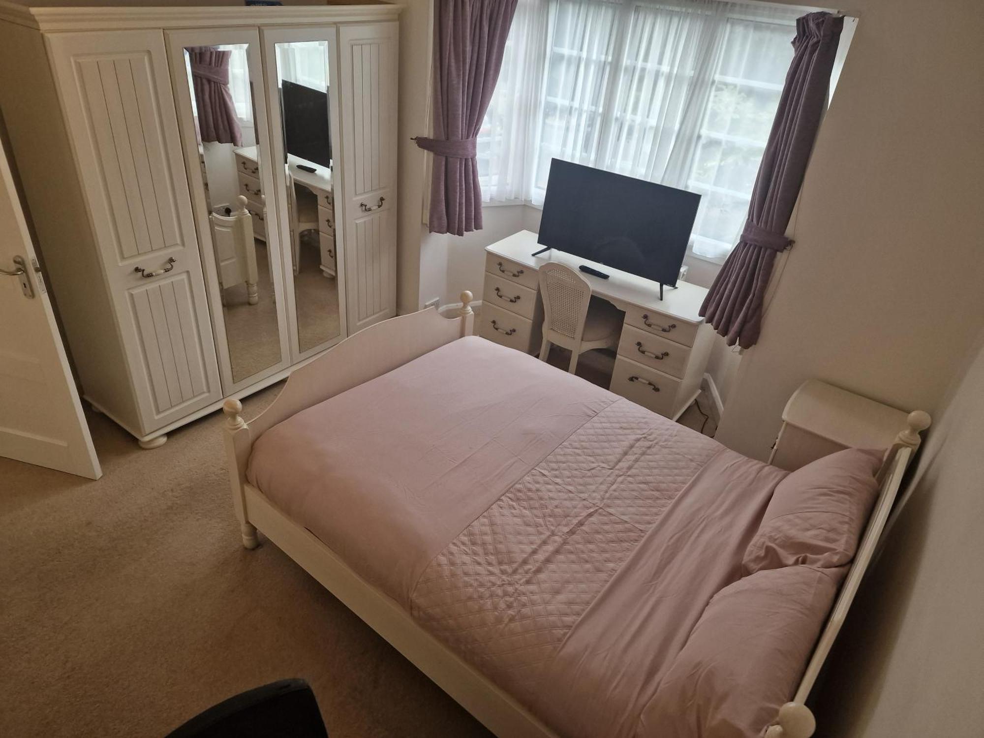 D Elmdon Homestay Shared 4 Bedrooms バーミンガム エクステリア 写真